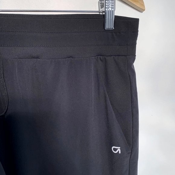 GAP GapFit woven studio joggers Black XL - Picture 6 of 9